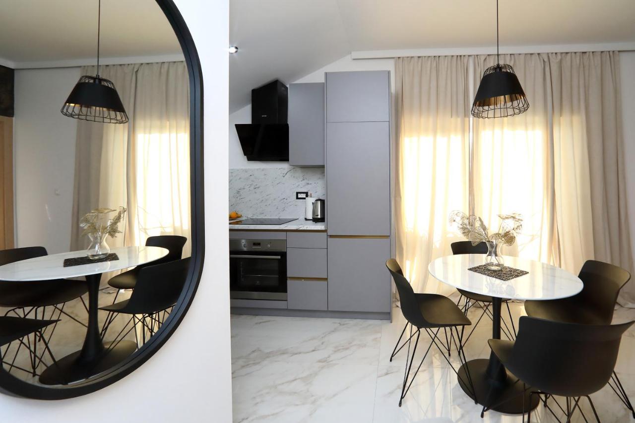 Luxury Apartments Monika Near The Sea With Private Parking Bibinje Exterior photo